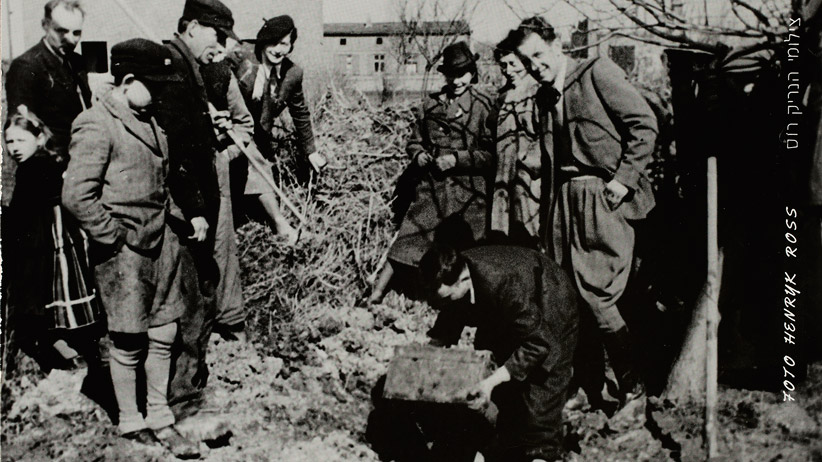 Lodz ghetto: Excavating the box of negatives and documents Henryk Ross buried in the ghetto at 12 Jagielonska street, Lodz, March 1945