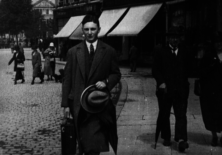 Photography of Max Stern in Germany, 1925. NATIONAL GALLERY OF CANADA ARCHIVES/FONDS MAX STERN